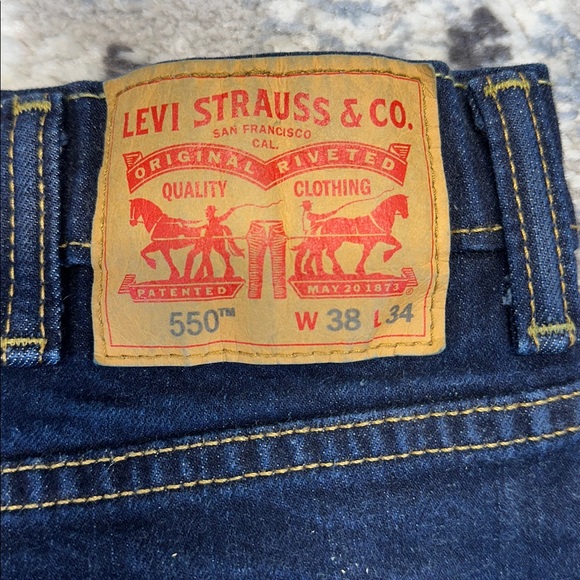 Levi’s 550 Relaxed Fit Men’s Jeans Dark Wash W38 L34 Made in Egypt - Picture 6 of 6